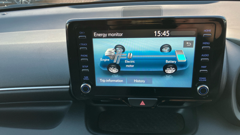 Toyota Yaris 1.5 Hybrid Design 5dr CVT Hybrid Hatchback